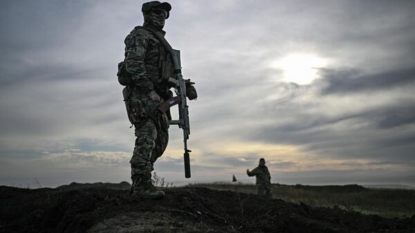 Militares russos na zona da operação militar especial. - Sputnik Brasil