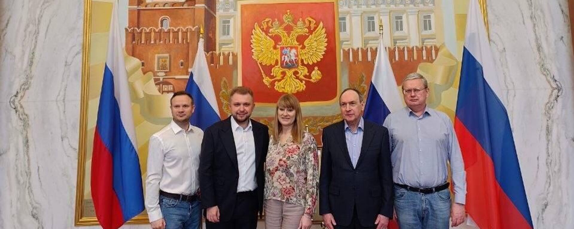 Parlamentares russos em encontro com congressistas dos Estados Unidos. Washington, D.C., 26 de março de 2026 - Sputnik Brasil, 1920, 26.03.2026