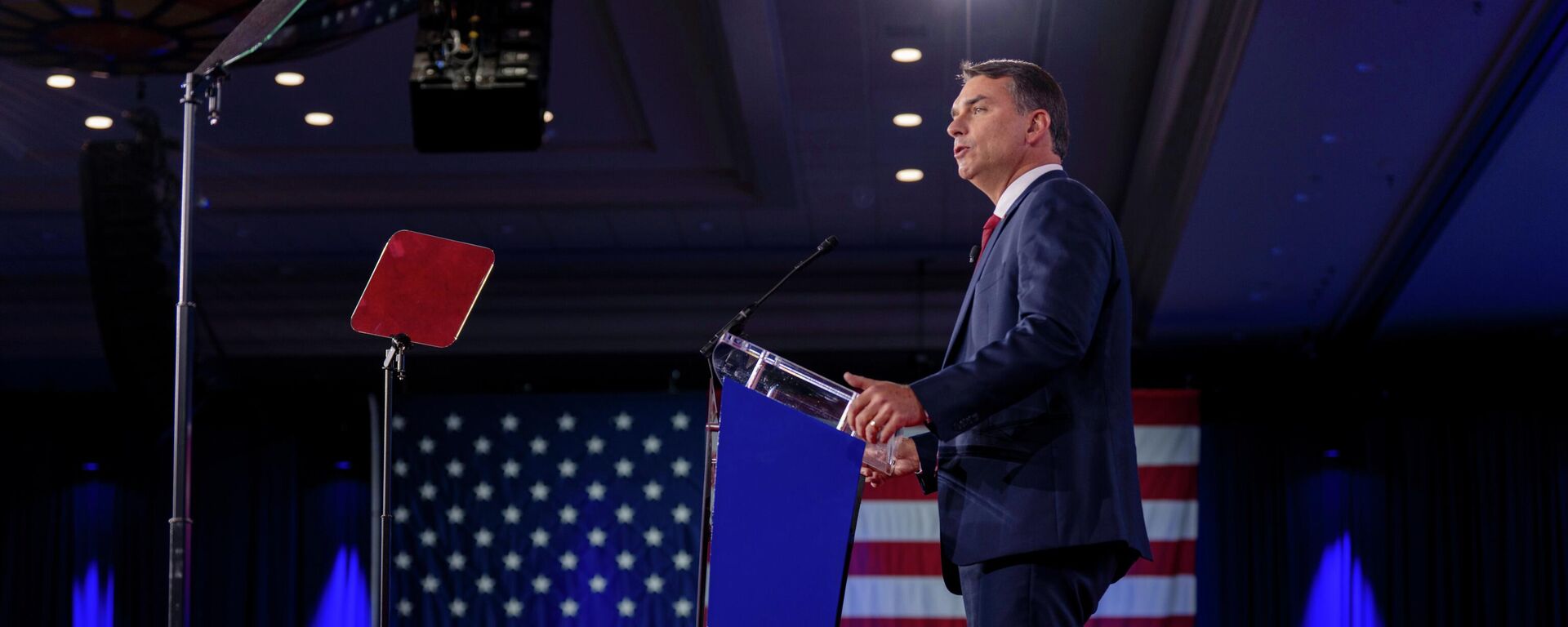 O senador Flávio Bolsonaro (PL-RJ) em conferência conservadora nos Estados Unidos, em março de 2026 - Sputnik Brasil, 1920, 28.03.2026