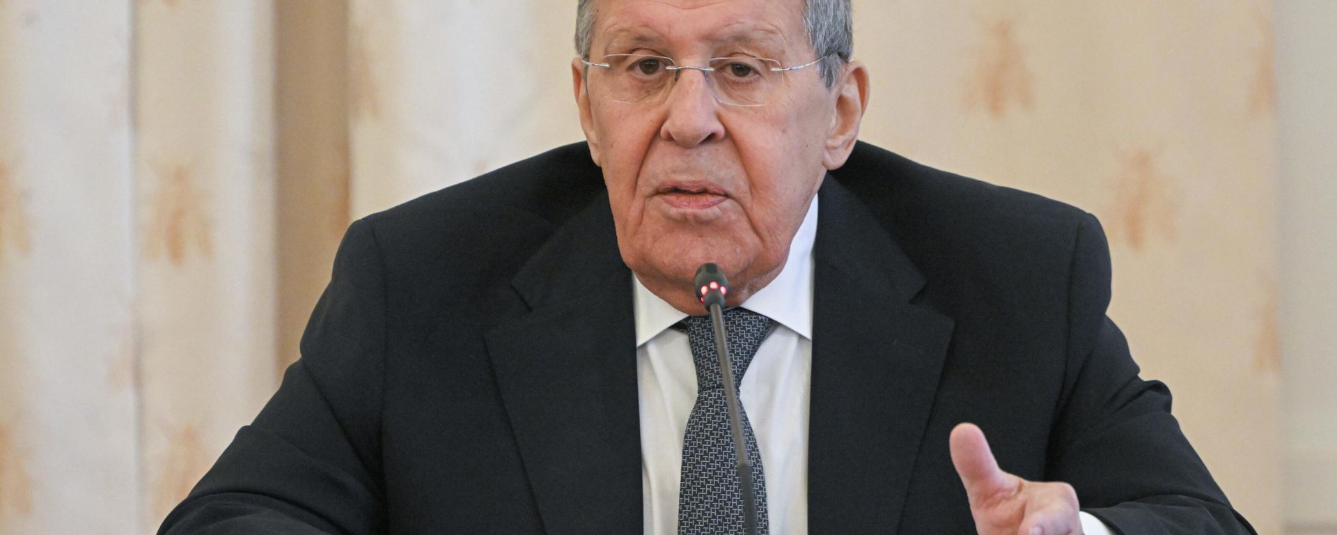 Rússia defende cessação imediata da agressão contra Irã, afirma Lavrov - Sputnik Brasil, 1920, 22.07.2026
