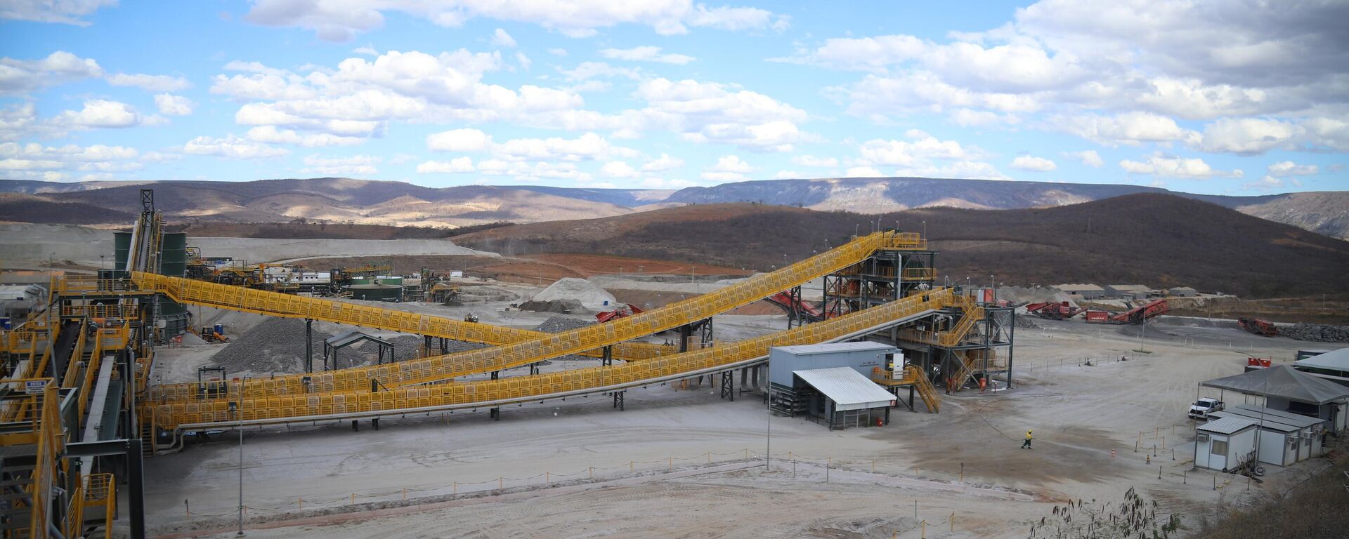 Empresa de extração mineral no Vale do Jequitinhonha, Sigma Lithium registra recorde de produção ao participar do Programa Vale do Lítio, do governo de Minas Gerais. Foto de 26 de setembro de 2025 - Sputnik Brasil, 1920, 31.03.2026
