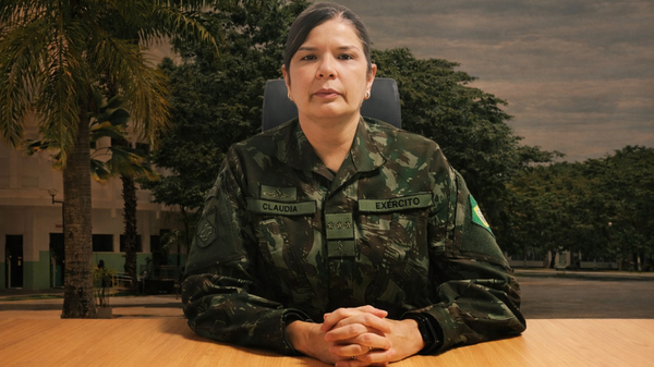 Claudia Lima Gusmão Cacho, então coronel, foi promovida ao posto de general de brigada do Exército Brasileiro - Sputnik Brasil