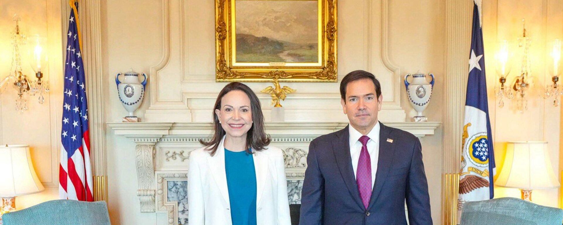 A líder da oposição venezuelana, María Corina Machado, e o secretário de Estado dos EUA, Marco Rubio - Sputnik Brasil, 1920, 01.04.2026