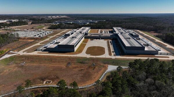O centro de dados Stanton Springs da Meta (proibida na Rússia por atividade terrorista), no condado de Newton, a leste de Atlanta - Sputnik Brasil