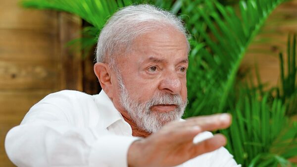 O presidente do Brasil, Luiz Inácio Lula da Silva, durante entrevista, em 2 de abril de 2026 - Sputnik Brasil