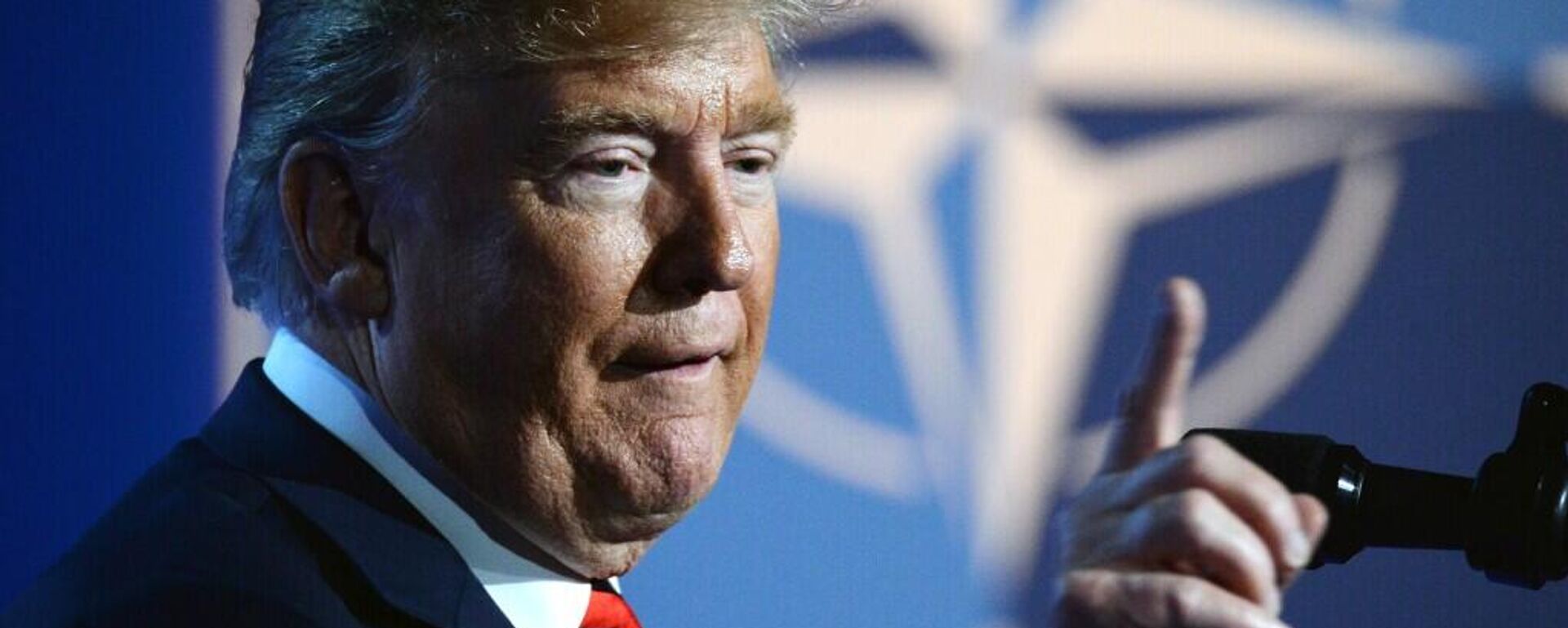 5588071 12.07.2018 Президент США Дональд Трамп на саммите глав государств и глав правительств стран-участниц Североатлантического альянса (НАТО) в Брюсселе. Алексей Витвицкий / РИА Новости - Sputnik Brasil, 1920, 08.04.2026