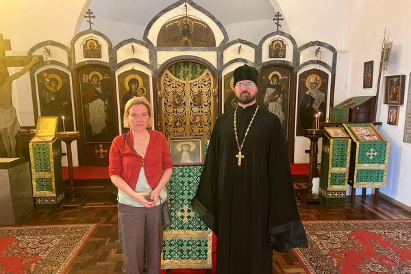 Ministra da Cultura da Rússia, Olga Lyubimova, visitou a Igreja Ortodoxa Russa Santa Zinaida, no Rio de Janeiro - Sputnik Brasil