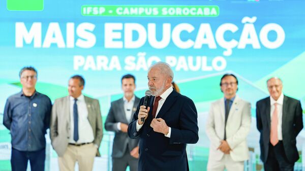 O presidente do Brasil, Luiz Inácio Lula da Silva, durante discurso em evento em Sorocaba. São Paulo, 10 de abril de 2026 - Sputnik Brasil