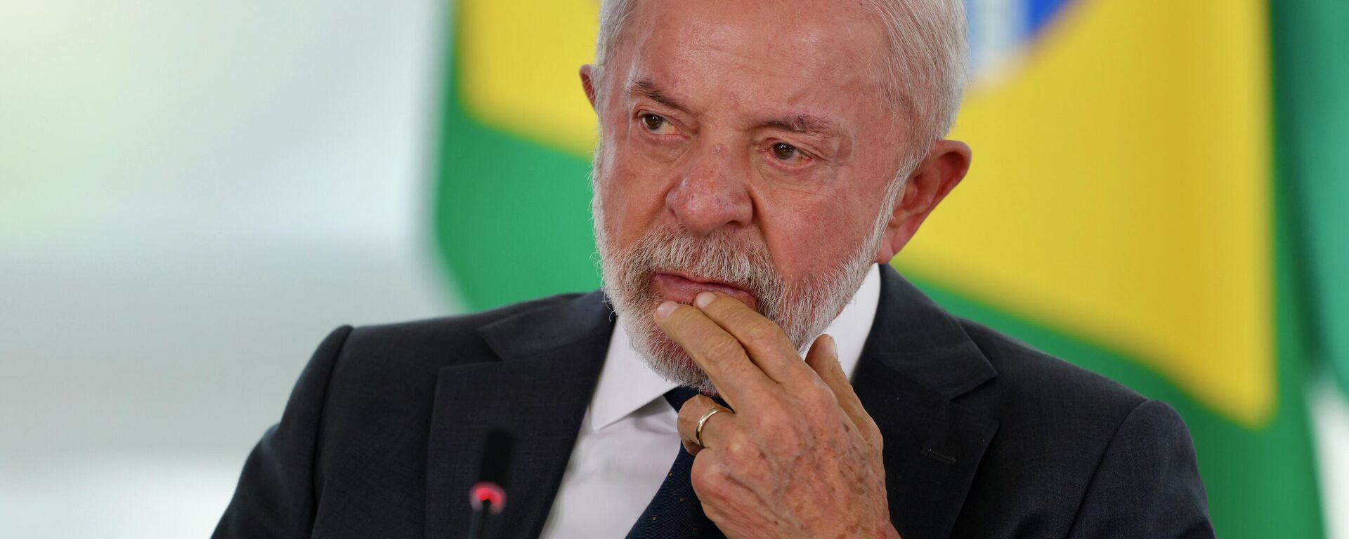 O presidente da República, Luiz Inácio Lula da Silva, sanciona projetos de lei que fortalecem combate à violência contra a mulher, Brasília, 9 de abril de 2026 - Sputnik Brasil, 1920, 13.04.2026