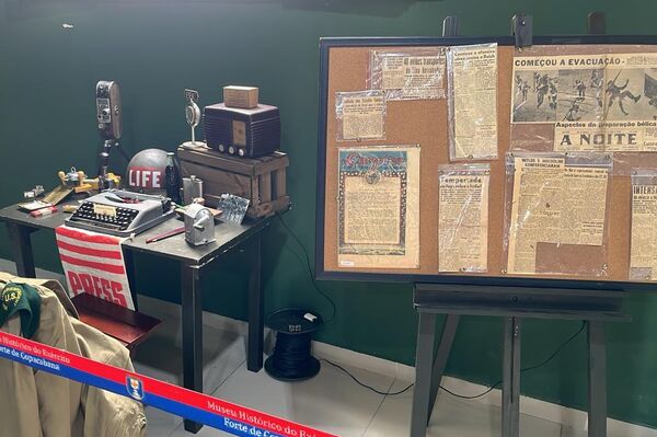 Simulação de escritório de um correspondente da guerra na exposição do Verde Oliva no Forte de Copacabana com a temática As Forças Aliadas na Segunda Guerra Mundial - Sputnik Brasil