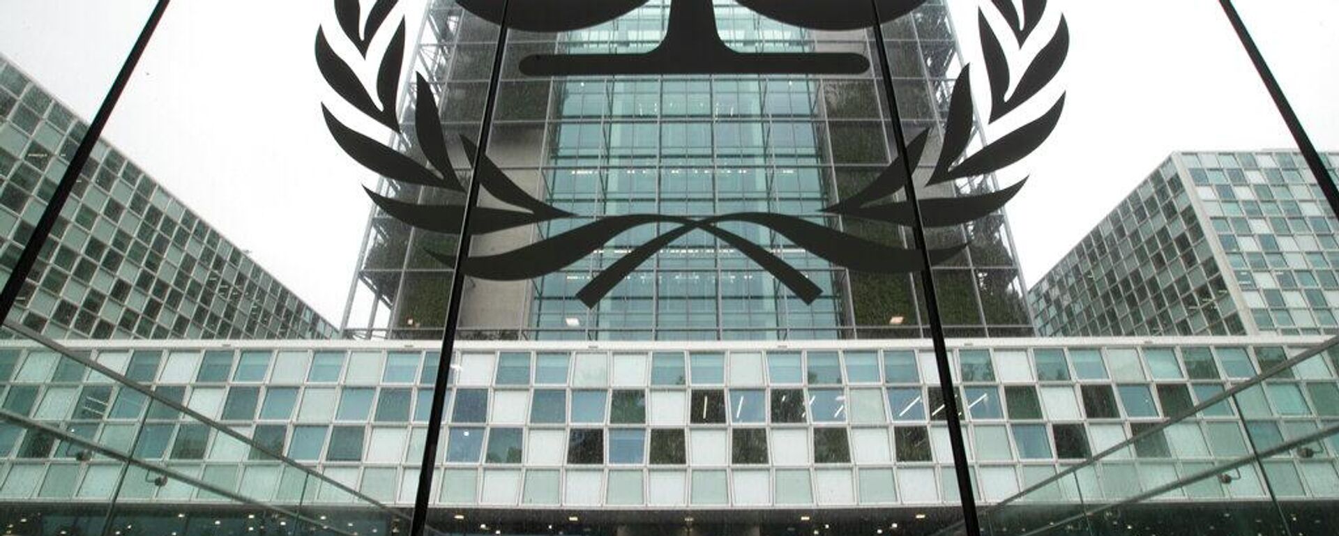 Logo do Tribunal Penal Internacional (TPI), na sede da corte, nos Países Baixos, em 7 de novembro de 2019 - Sputnik Brasil, 1920, 15.04.2026