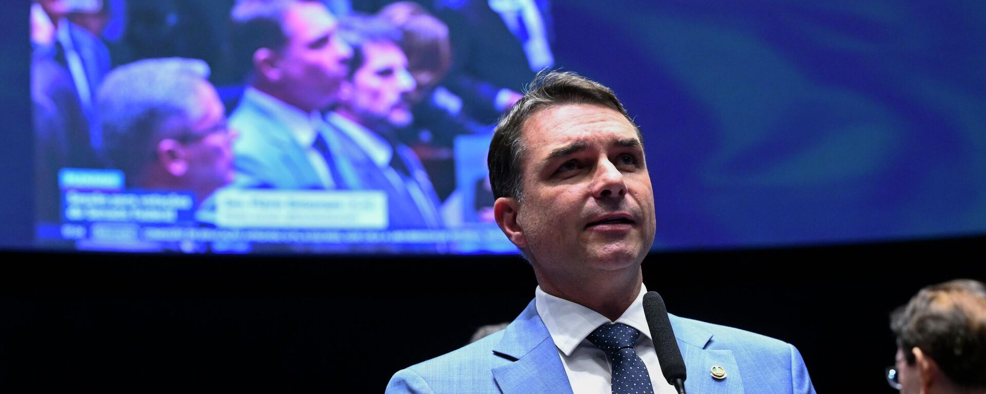 O senador Flávio Bolsonaro (PL-RJ) em pronunciamento durante sessão no Senado Federal, em 14 de abril de 2026 - Sputnik Brasil, 1920, 18.04.2026