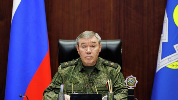 Exército russo completa libertação da República Popular de Lugansk, afirma chefe do Estado-Maior - Sputnik Brasil