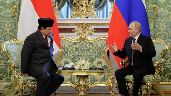 Vladimir Putin e Prabowo Subianto no Kremlin, em Moscou. Rússia, 31 de julho de 2024 - Sputnik Brasil