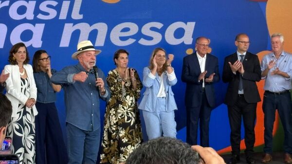 Presidente Luiz Inácio Lula da Silva (PT) participa da Feira Brasil na Mesa em Brasília, evento que marca os 53 anos da Embrapa. 23 de abril de 2026 - Sputnik Brasil