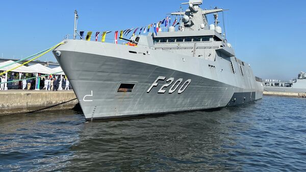 A F200 durante a cerimônia de lançamento na Base Naval do Rio de Janeiro, na ilha do Mocanguê Grande, em Niterói (RJ). Brasil, 24 de abril de 2026 - Sputnik Brasil