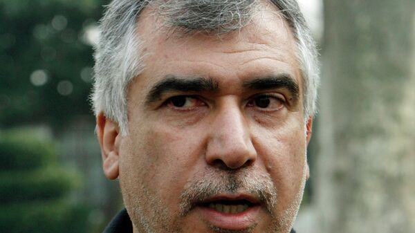 Abolfazl Zohrevand durante negociações nucleares na Turquia, em 21 de janeiro de 2011 - Sputnik Brasil