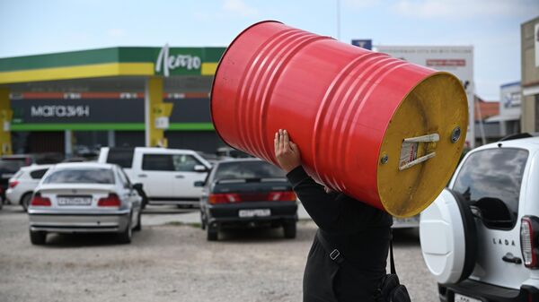 Escassez de gasolina na Crimeia - Sputnik Brasil