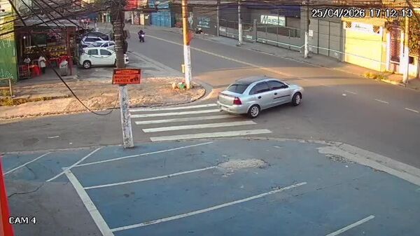 Motorista foge após atingir motociclista na Zona Sul de São Paulo - Sputnik Brasil