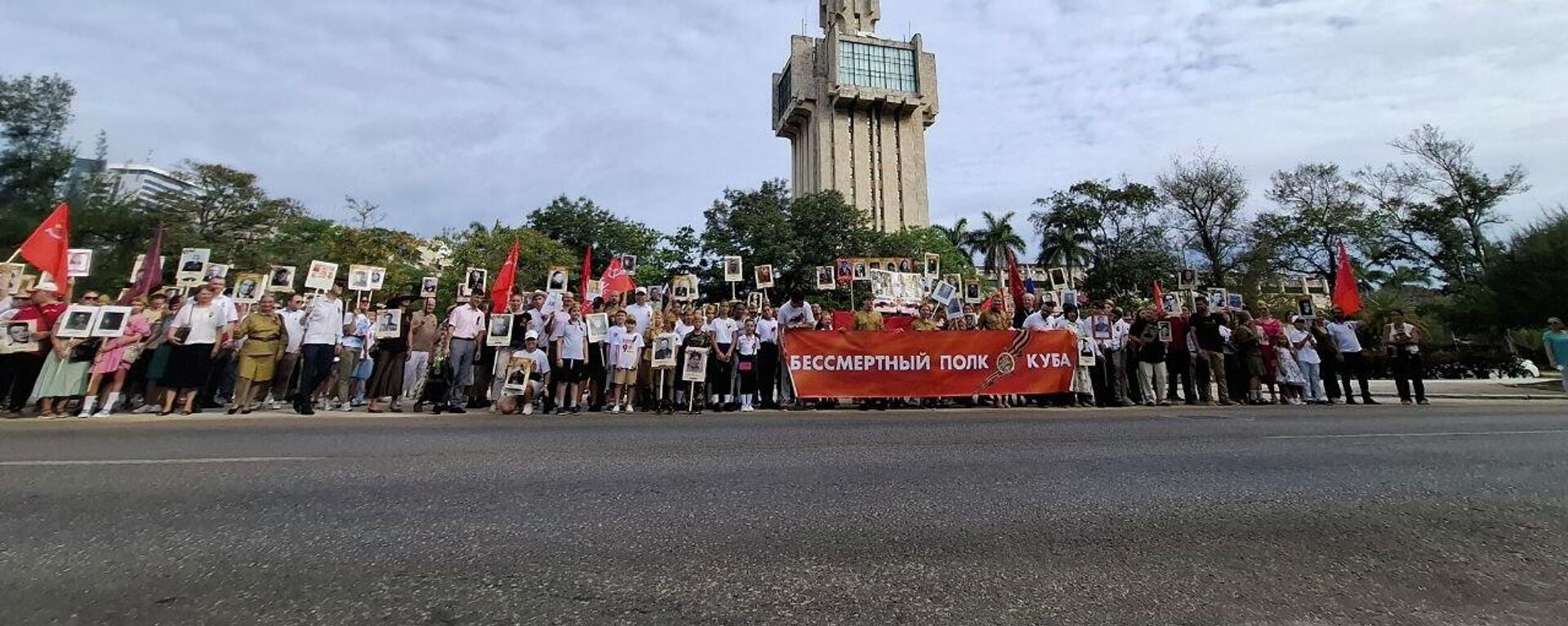 Marcha do Regimento Imortal em Cuba - Sputnik Brasil, 1920, 09.05.2026