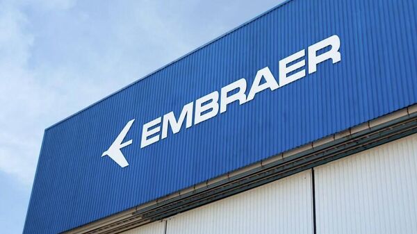 Hangar da Embraer - Sputnik Brasil