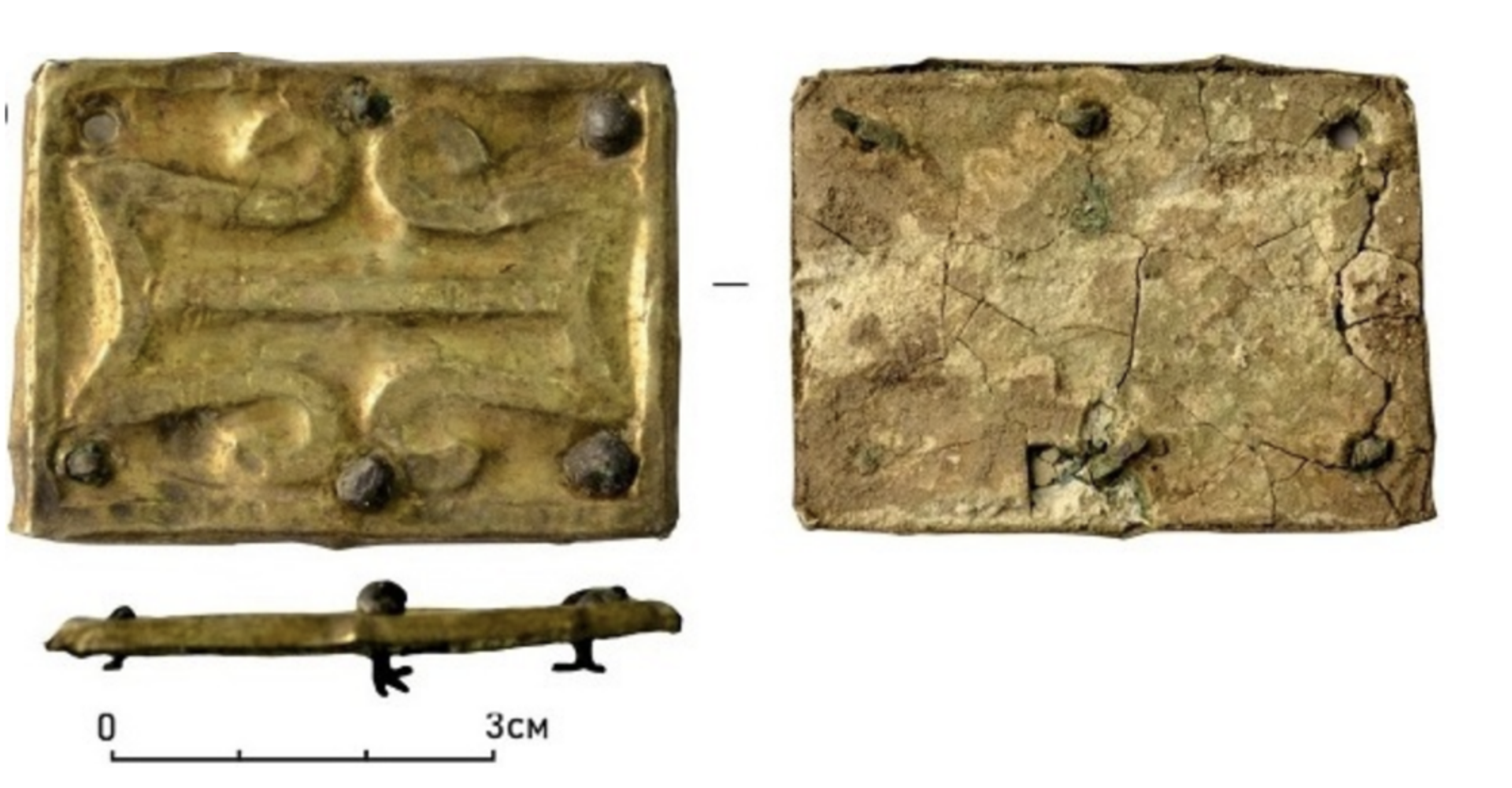 Placa de ouro e prata de 1.700 anos, da cultura de alanos, encontrada no norte do Cáucaso, na Rússia
