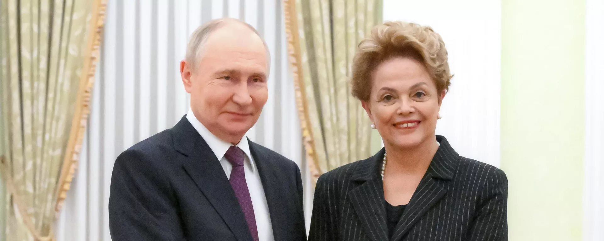 O presidente russo, Vladimir Putin, se reúne com a presidente do Novo Banco de Desenvolvimento (NBD), Dilma Rousseff, no Kremlin. Moscou, Rússia, 13 de maio de 2026 - Sputnik Brasil, 1920, 13.05.2026