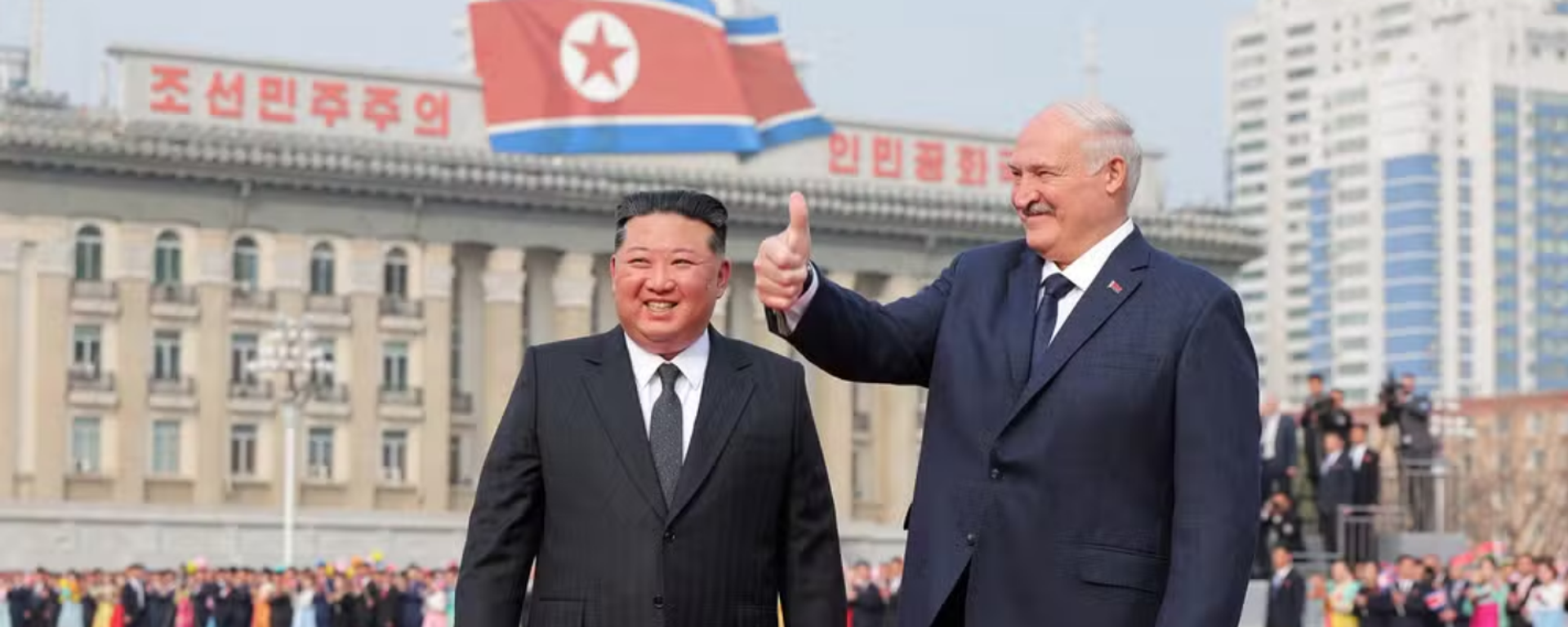 Kim Jong-un recebe o presidente de Belarus, Aleksandr Lukashenko, em Pyongyang - Sputnik Brasil, 1920, 14.05.2026