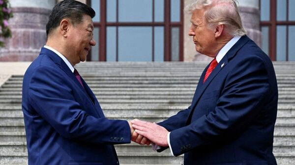 Gestos de aproximação entre a China e os EUA reduzem incerteza global, diz mídia - Sputnik Brasil