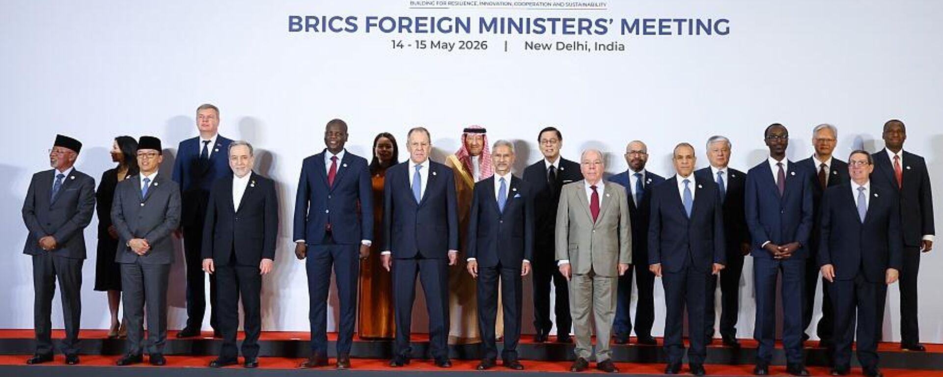 Chanceleres de países dos BRICS reunidos em Nova Deli, na Índia, para reunião que antecede a cúpula do grupo - Sputnik Brasil, 1920, 18.05.2026