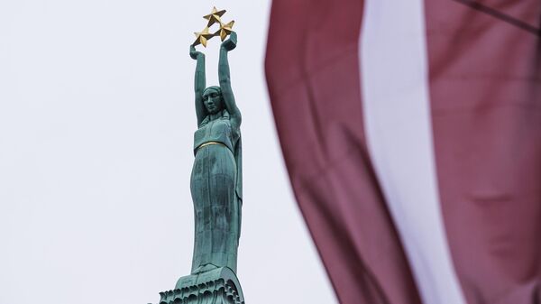 Monumento da Liberdade em Riga, Lituânia - Sputnik Brasil