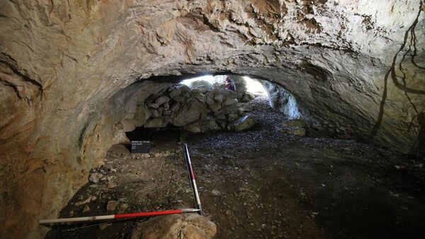 A caverna Crno Jezero, na Croácia - Sputnik Brasil