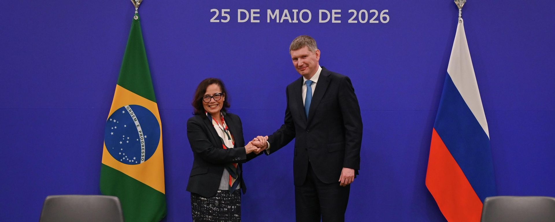 13ª Reunião da Comissão Intergovernamental Brasil–Rússia de Cooperação Econômica, Comercial, Científica e Tecnológica (CIC), copresidida pela Secretária-Geral das Relações Exteriores, Embaixadora Maria Laura da Rocha, e pelo Ministro do Desenvolvimento Econômico da Federação da Rússia, Maxim Reshetnikov. - Sputnik Brasil, 1920, 25.05.2026