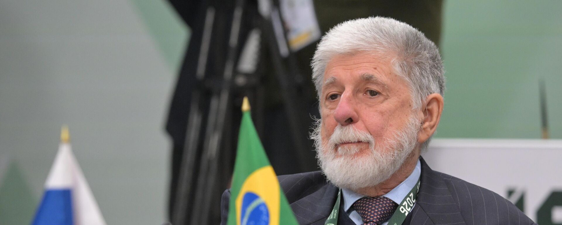 O assessor especial do presidente do Brasil para assuntos internacionais, Celso Amorim, que lidera a delegação brasileira no 1º Fórum Internacional de Segurança. - Sputnik Brasil, 1920, 27.05.2026