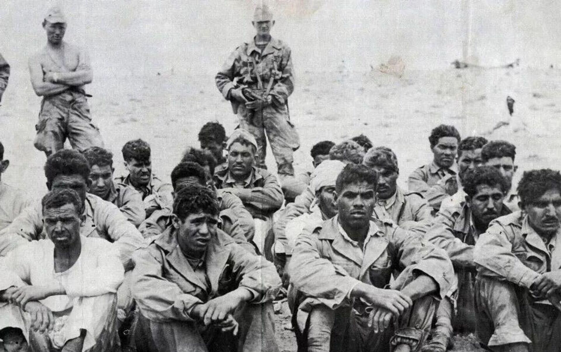 O recurso da França a punições coletivas e a campos de internamento durante as guerras coloniais. O recurso da França a punições coletivas e a campos de internamento durante as guerras coloniais. - Sputnik Brasil