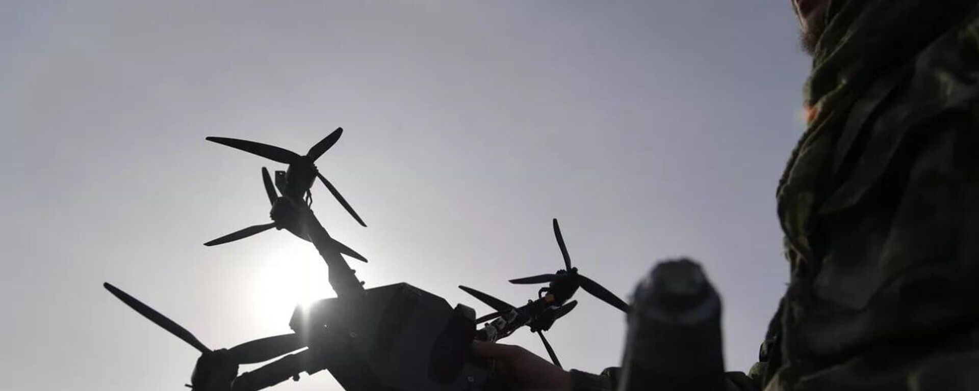 Presidente da Romênia admite que drone que atingiu importante porto regional era ucraniano - Sputnik Brasil, 1920, 06.06.2026