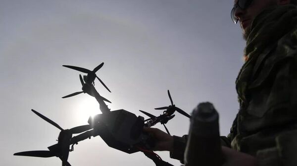 Presidente da Romênia admite que drone que atingiu importante porto regional era ucraniano - Sputnik Brasil
