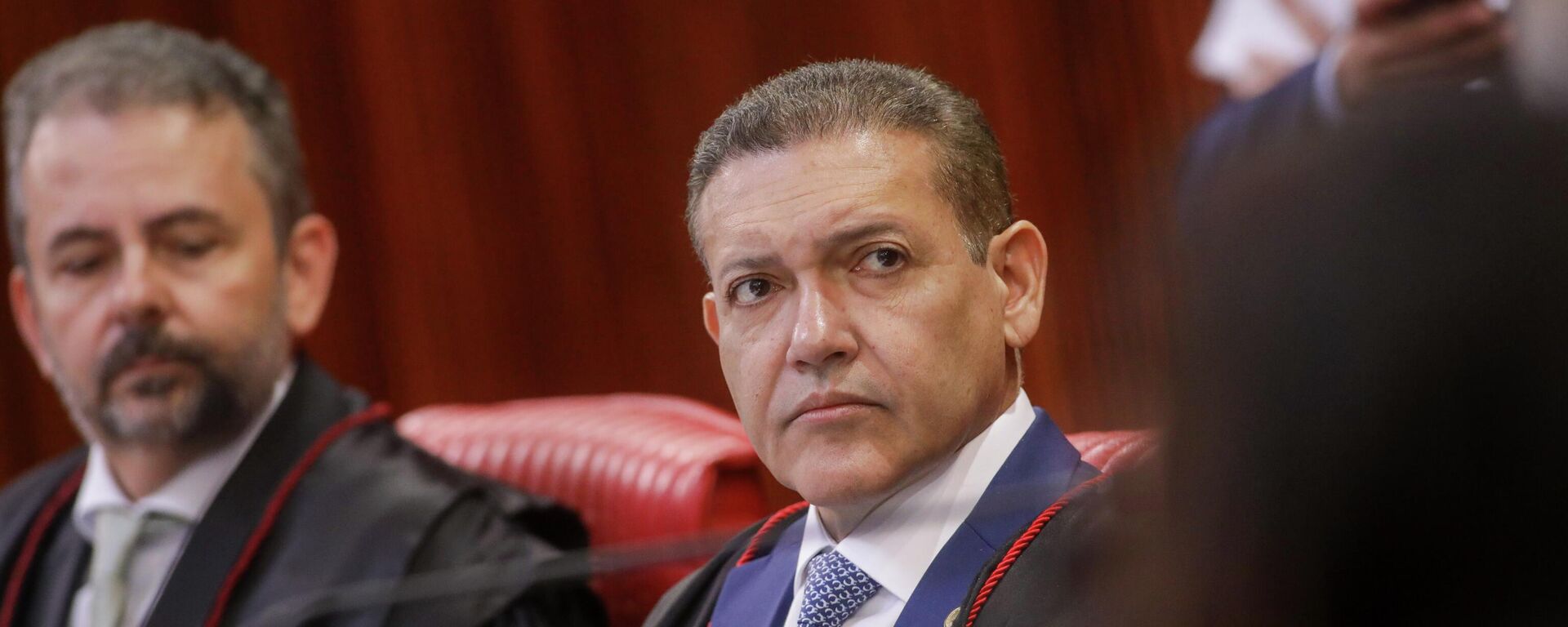 O presidente do Tribunal Superior Eleitoral (TSE), Kassio Nunes Marques, durante sessão plenária em 19 de maio de 2026 - Sputnik Brasil, 1920, 08.06.2026