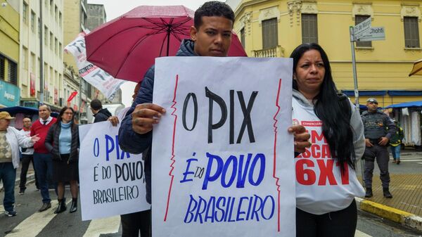 Comerciantes da 25 de Março vão às ruas contra Trump: 'Pix é nosso, fora intervenção dos EUA' - Sputnik Brasil