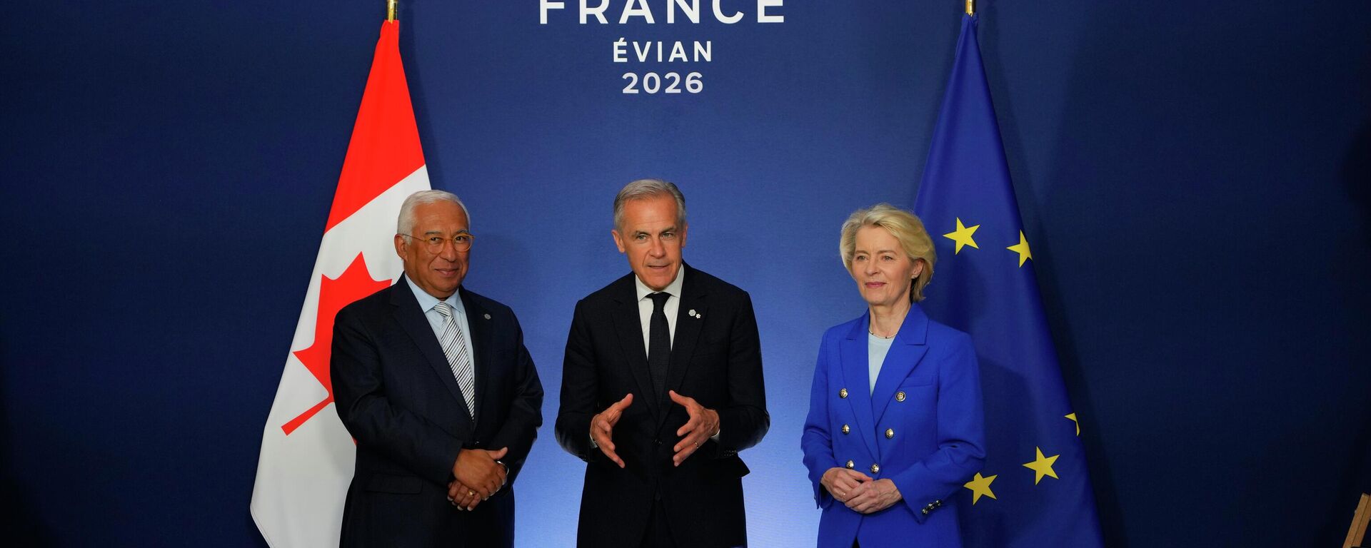 Mark Carney se reúne com Ursula von der Leyen e António Costa na cúpula do G7 em Évian-les-Bains. França, 15 de junho de 2026 - Sputnik Brasil, 1920, 16.06.2026