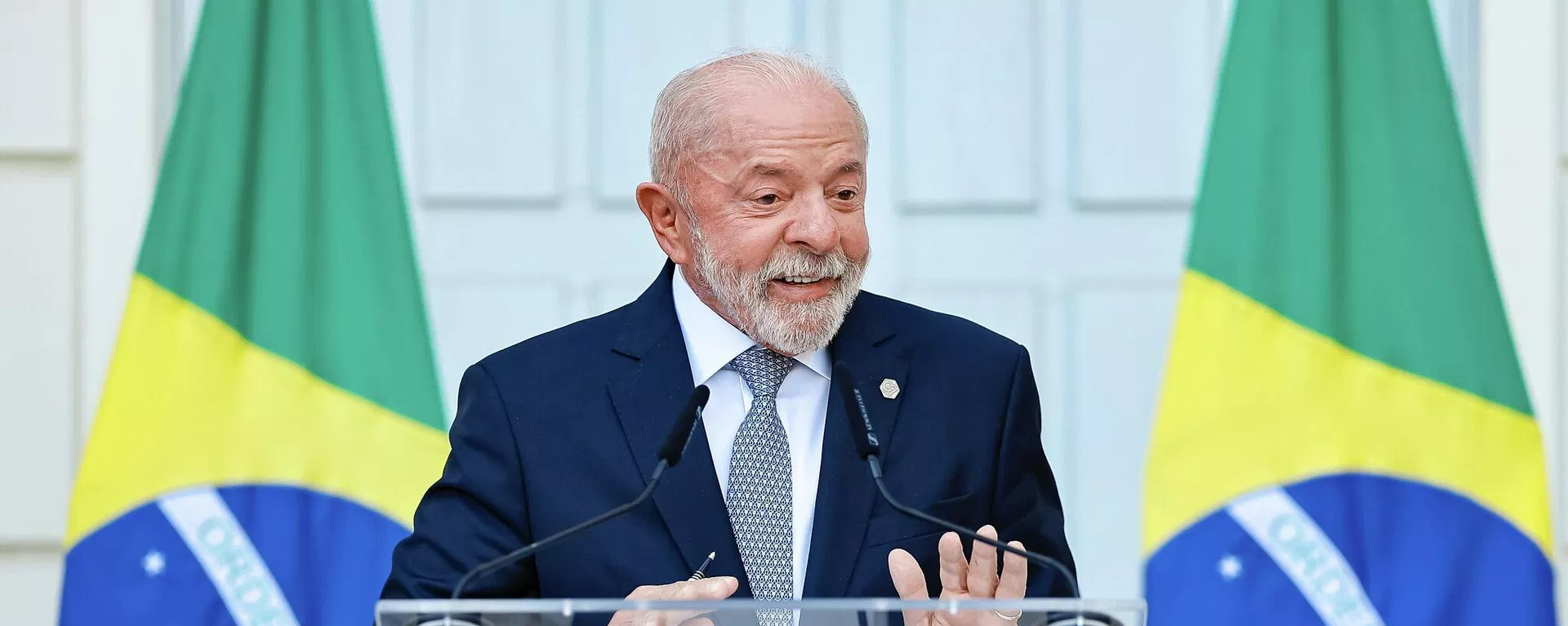 O presidente do Brasil, Luiz Inácio Lula da Silva, durante entrevista coletiva na residência da missão permanente do Brasil junto às Nações Unidas. Genebra, Suíça, 17 de junho de 2025 - Sputnik Brasil, 1920, 17.06.2026