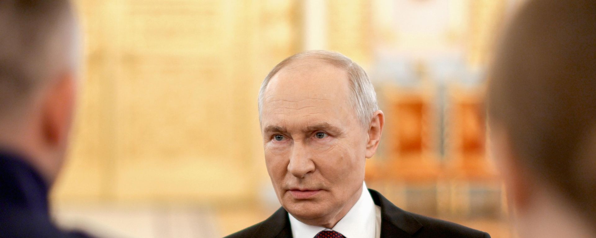 Encontro de Vladimir Putin com ex-alunos de instituições de ensino superior ligadas às forças de segurança Encontro de Vladimir Putin com ex-alunos de instituições de ensino superior ligadas às forças de segurança - Sputnik Brasil, 1920, 23.06.2026