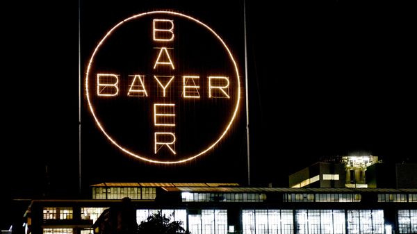 Logo da Bayer em Leverkusen, na Alemanha, em 9 de agosto de 2019 - Sputnik Brasil