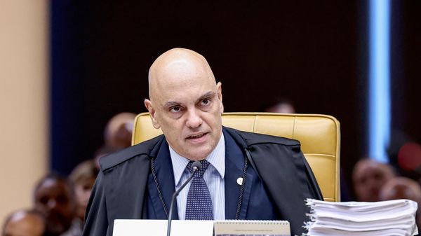 O ministro do Supremo Tribunal Federal (STF) Alexandre de Moraes durante sessão plenária da Corte, em 18 de junho de 2026 - Sputnik Brasil