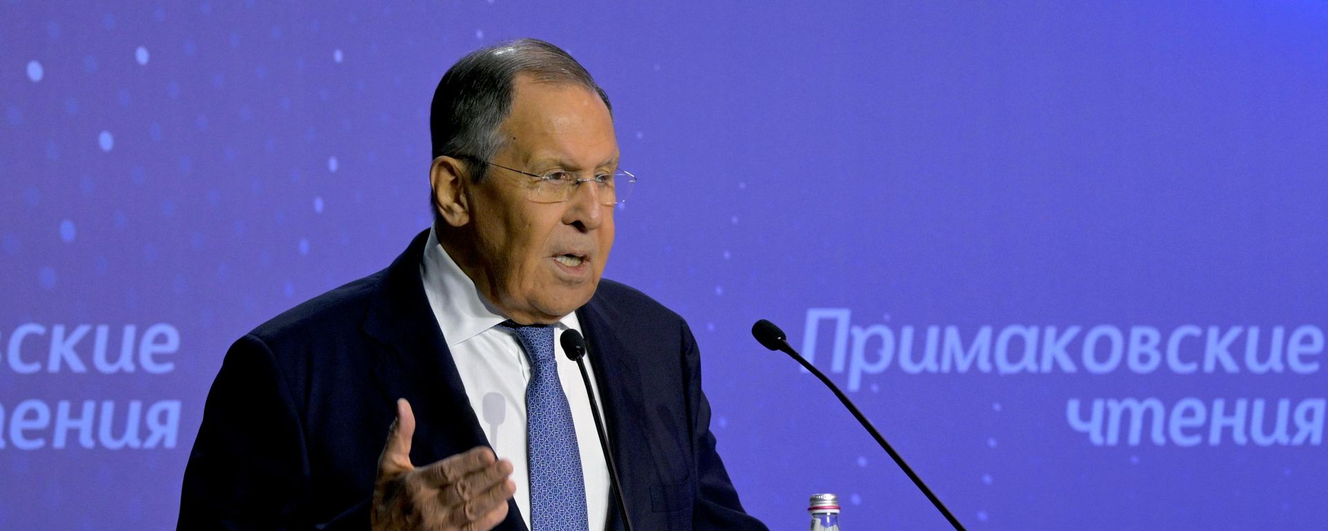 O ministro das Relações Exteriores da Rússia, Sergei Lavrov, discursa no XII Fórum Internacional Científico e de Especialistas Leituras de Primakov, em Moscou. - Sputnik Brasil, 1920, 24.06.2026