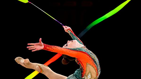 Ginasta russa Ekaterina Sazonova participa de competições de ginástica artística - Sputnik Brasil