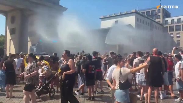 Calor extremo atinge Europa com mais de 1,3 mil mortos em apenas 7 dias, alerta OMS - Sputnik Brasil