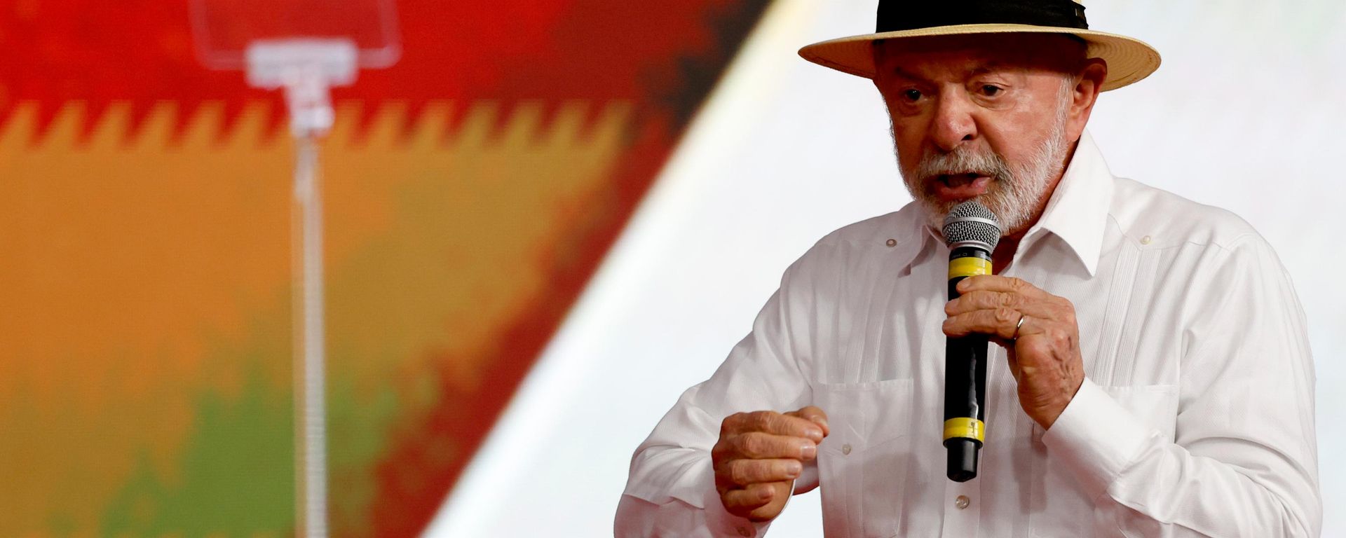 O presidente da República, Luiz Inácio Lula da Silva, participa da premiação da Olimpíada Brasileira de Matemática das Escolas Públicas (OBMEP), Rio de Janeiro, 22 de junho de 2026 - Sputnik Brasil, 1920, 08.08.2026