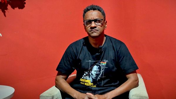 Professor de história, rapper e pré-candidato à Presidência pelo PSTU, Hertz Dias durante entrevista. São Paulo, 1º de julho de 2026 - Sputnik Brasil