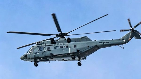 Helicóptero de guerra antisubmarino Chinês Z-8D - Sputnik Brasil